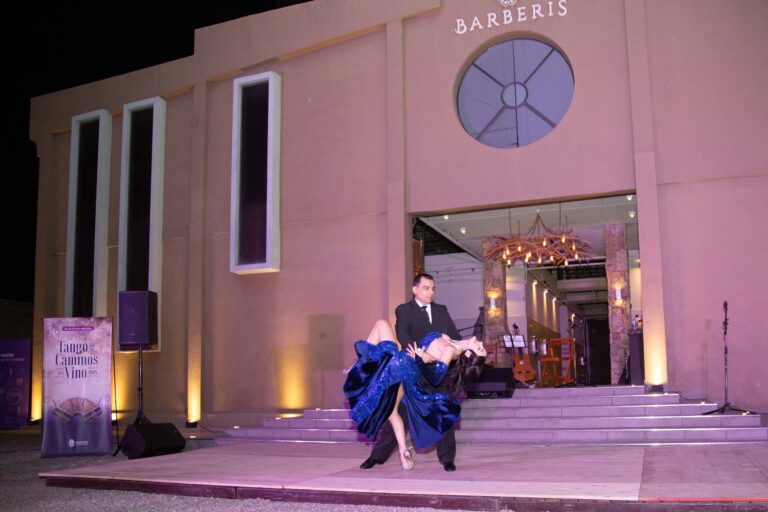 Tango-por-los-caminos-del-Vino-7-scaled