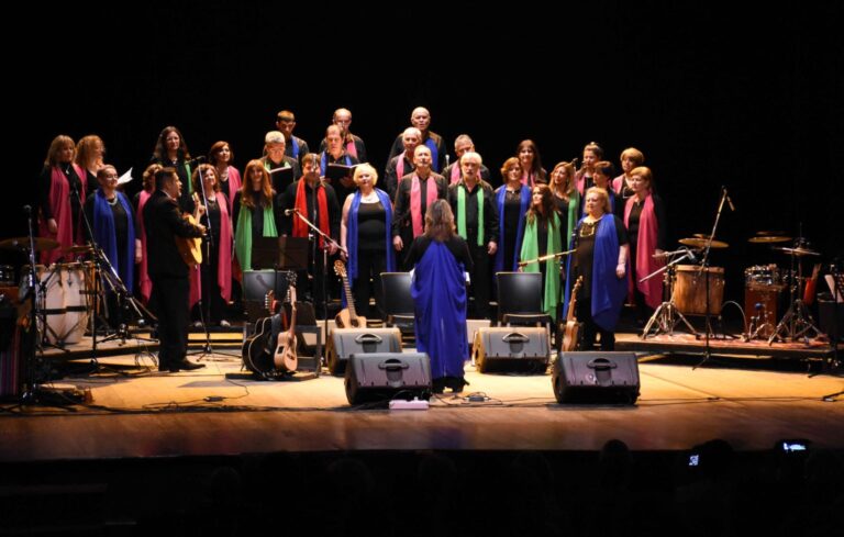 Canto-a-Guaymallen-Guaymallen-coral-teatro-Independencia-13-1536x978