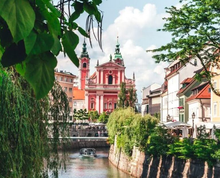 Charming-Ljubljana-Slovenia-web-772x624