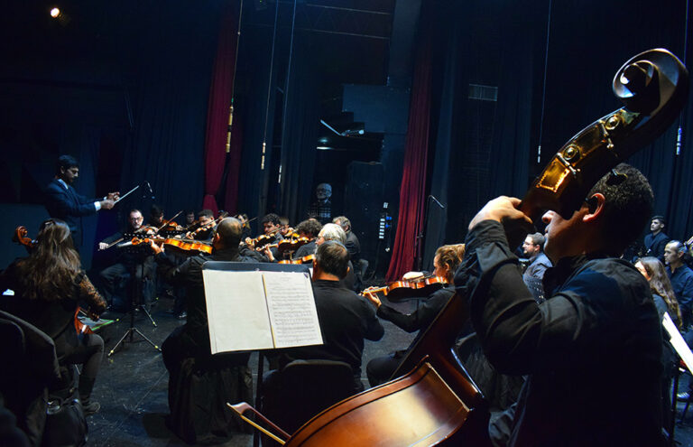 La Orquesta Barroca de Mendoza, a las órdenes de Mariano Peralta
