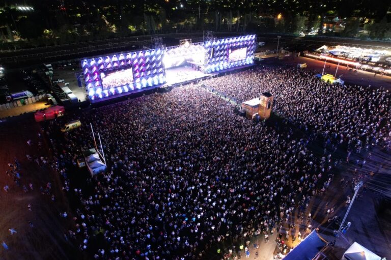 escenario-Fiesta-de-la-Cerveza-1