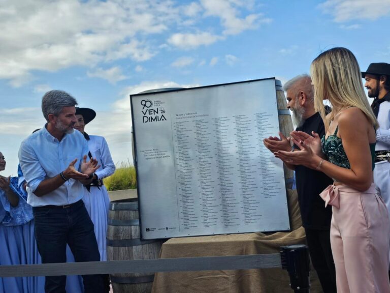 Homenaje reinas Ciudad