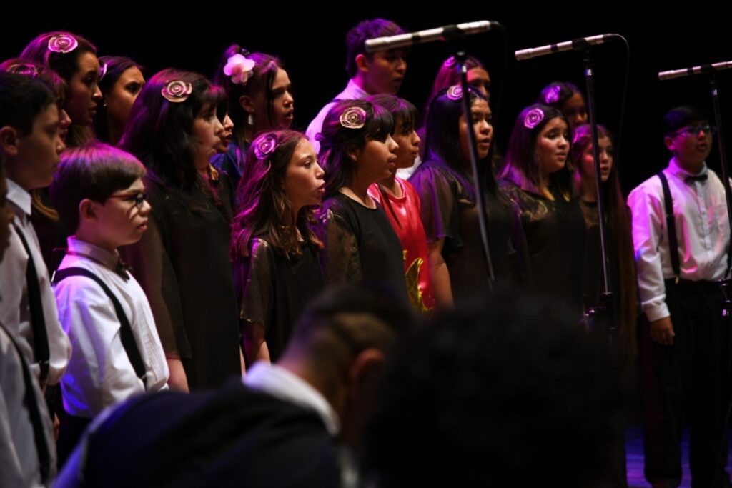 19o-aniversario-Escuela-Coral-de-Guaymallen-9-1536x1025