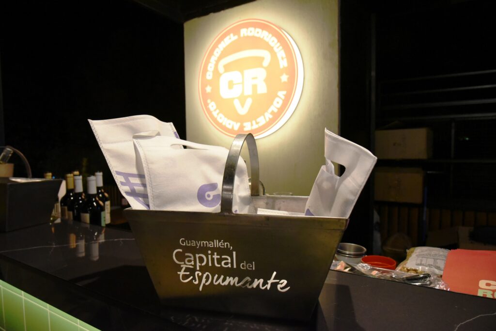 De la Bodega a tu Restó- Coronel Rodríguez (8)