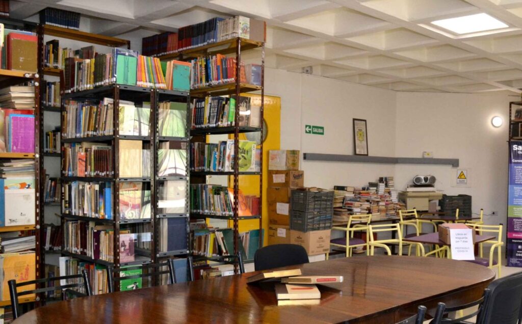 Biblioteca-Publica-Rodeo-de-la-Cruz-1-scaled-e1776948901122-1536x954