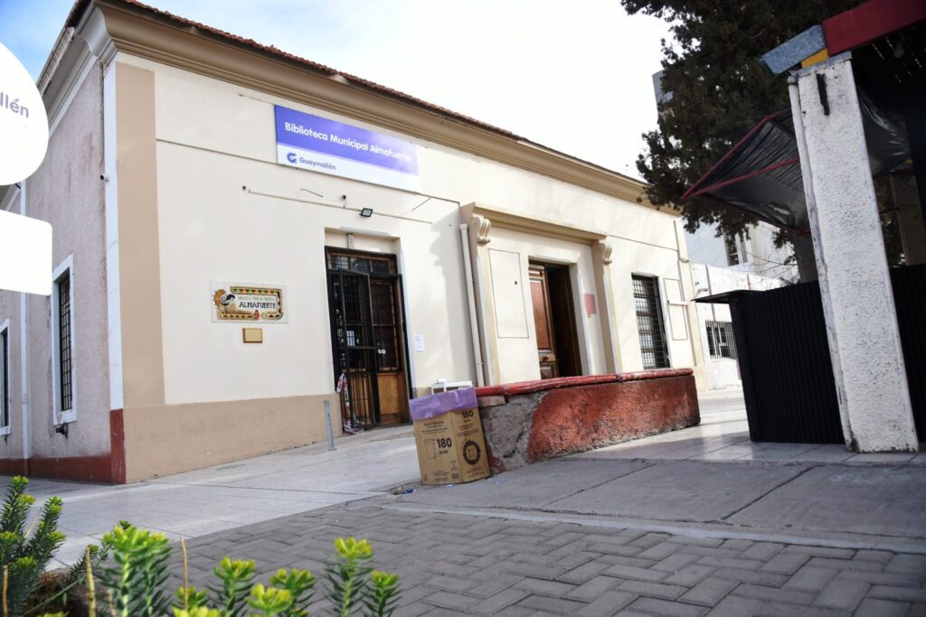 Biblioteca-Municipal-Almafuerte-5-1536x1024