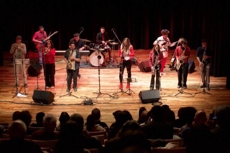 Show-Ensambles-de-la-Escuela-de-Rock-8-1536x1024