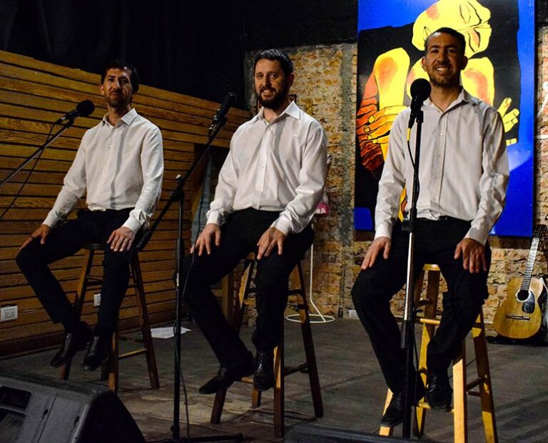 Ensemble-2-ok_-web-772x624