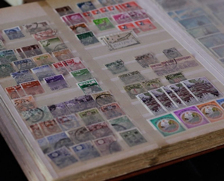 Filatelia-y-numismatica-3-web-772x624